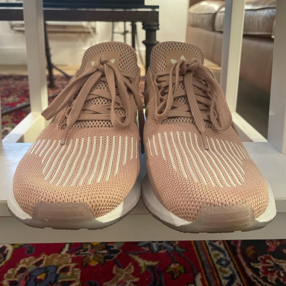 Women’s Adidas Swift Run Tennis Shoes